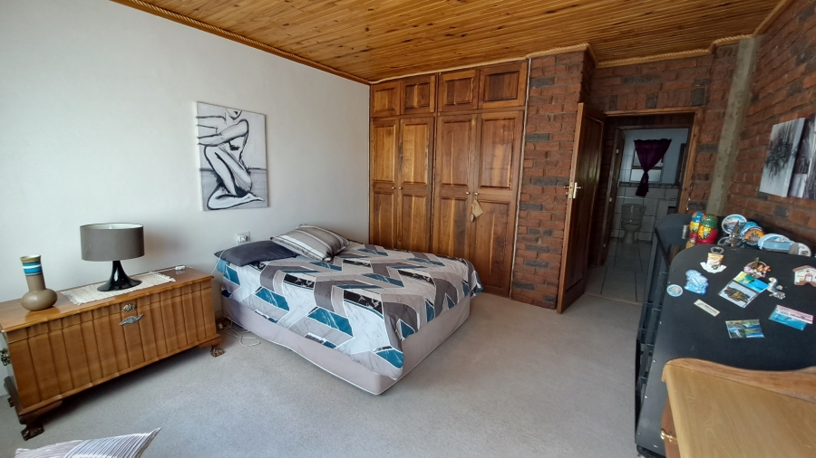 4 Bedroom Property for Sale in Vrede Free State